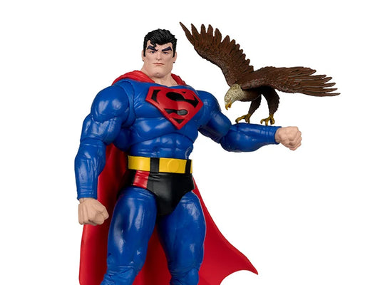 Superman: Our Worlds at War Superman 7" Action Figure (With Digital Code)