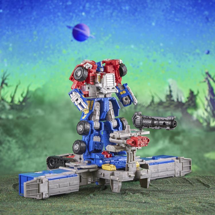 Transformers: Legacy Evolution Commander Armada Universe Optimus Prime